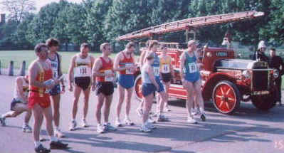1Atthe start19991.jpg (35733 bytes)